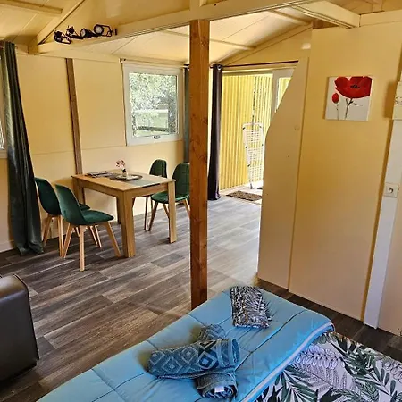 Grande Confort 4 Chalet *